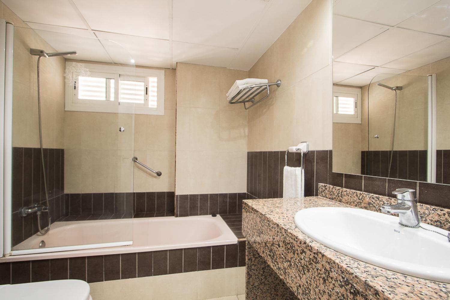 Torre Yago Apartamento *
