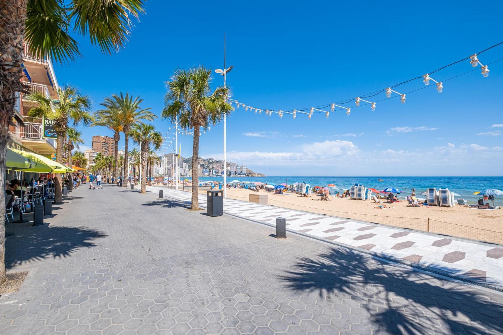 El Castell Old-town Apartamento