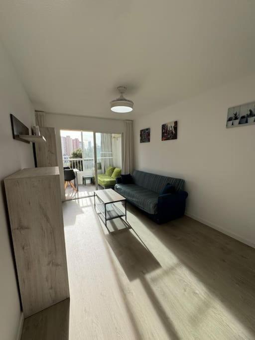 Luminoso En Apartamento Benidorm
