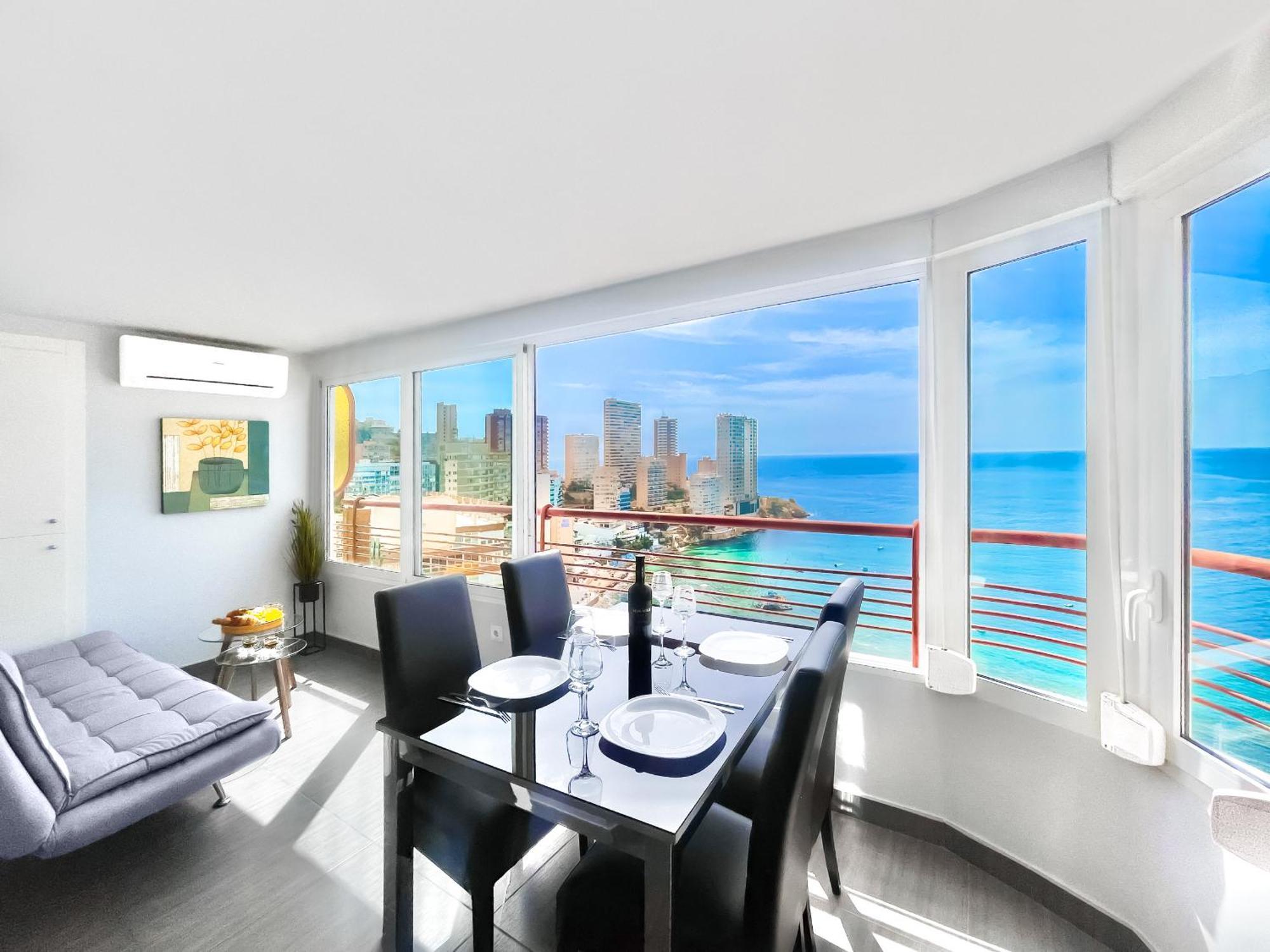Sky 21-floor Frontline Levante Coblanca Apartamento