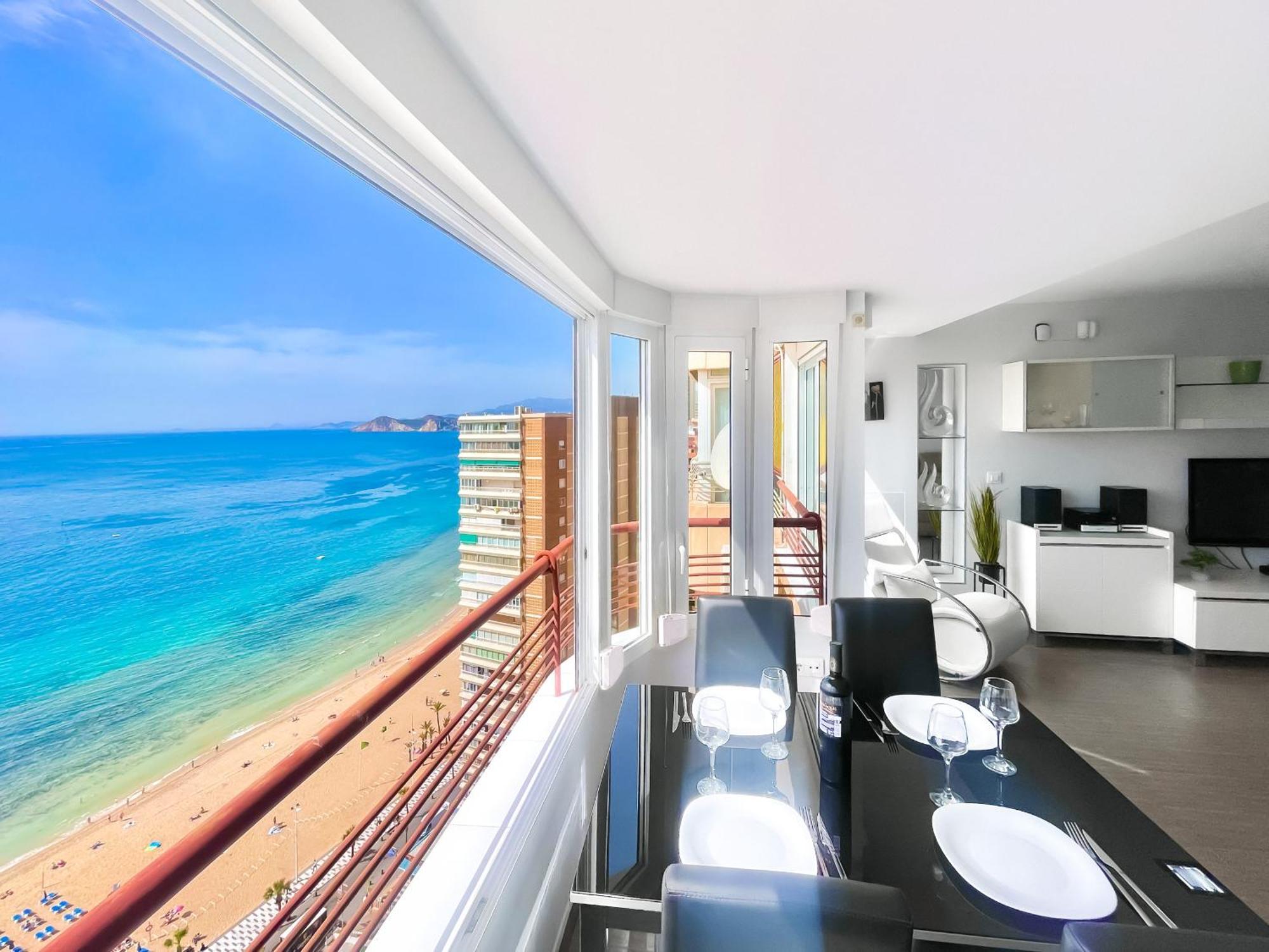 Apartamento Sky 21-floor Frontline Levante Coblanca