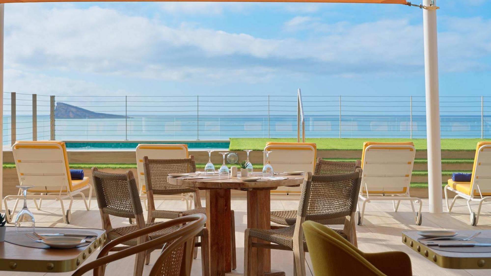H10 Porto Poniente 4* Sup 4*
