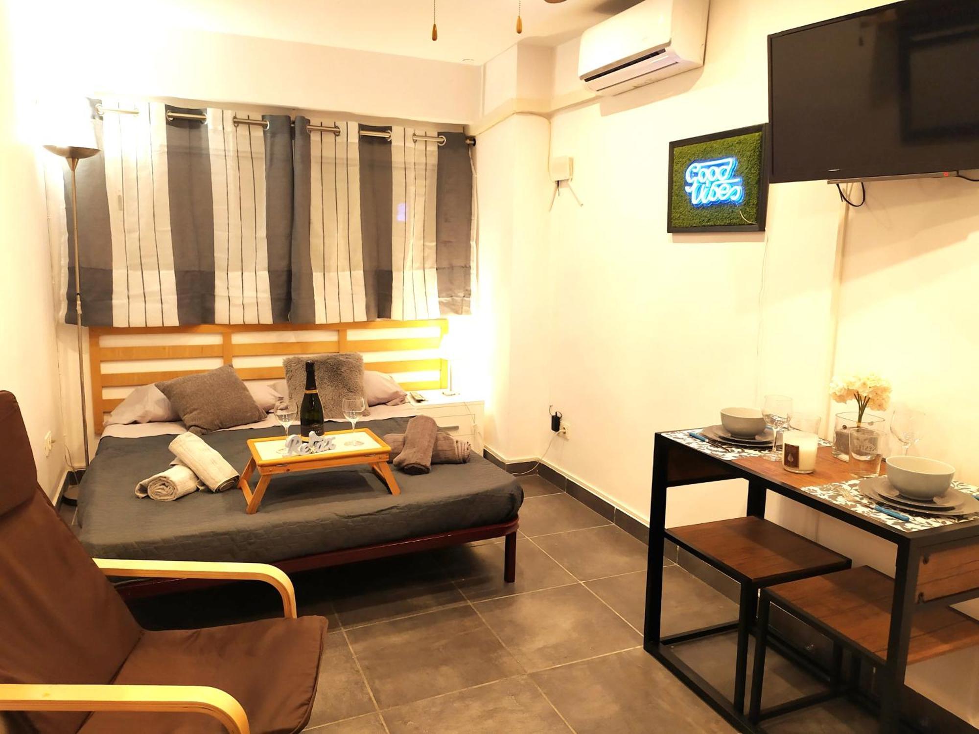 Estudio Reformado Y Centrico Con Piscina Y Wifi Acepta Mascotas Apartamento *