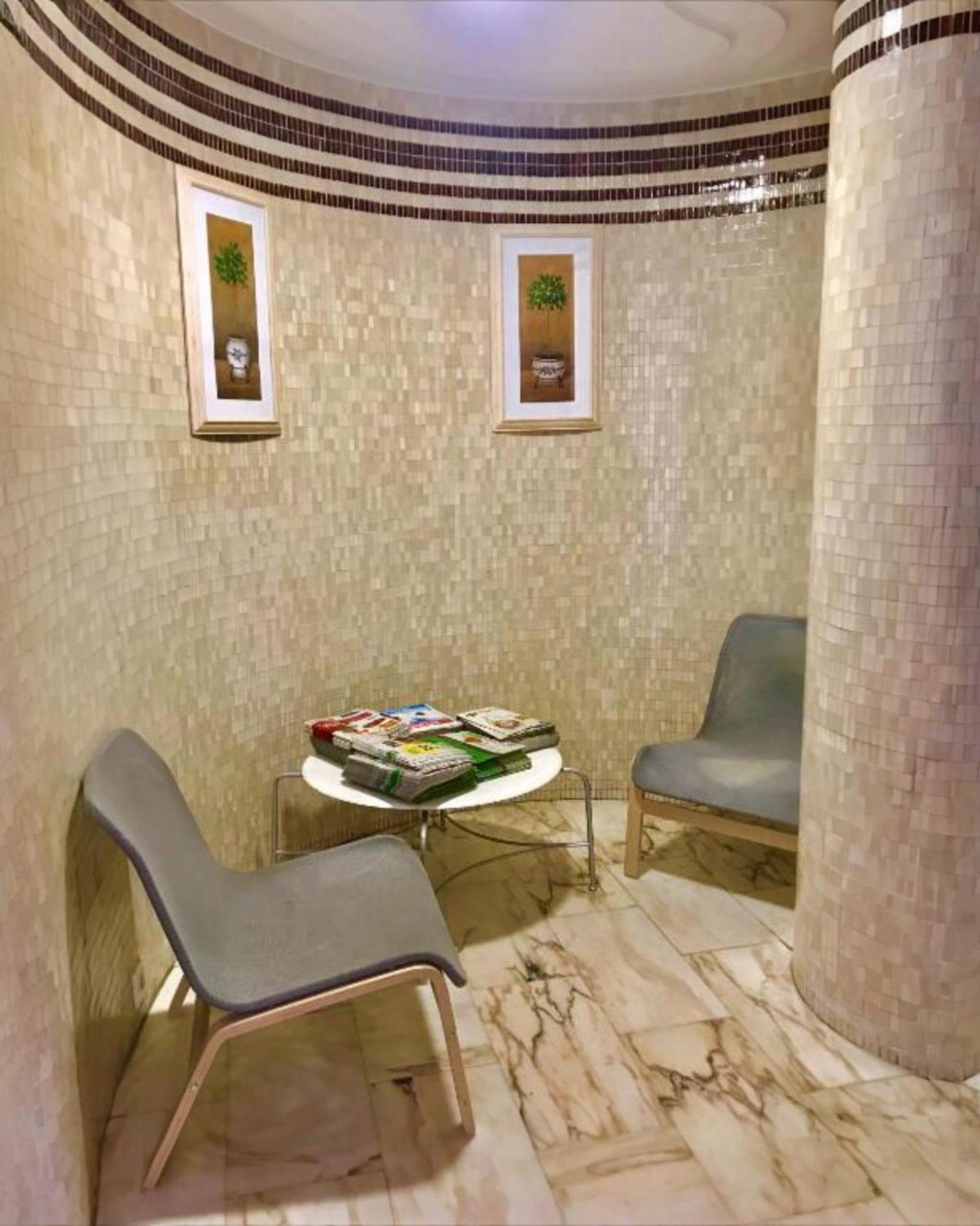 Milan Soria Luxury Coblanca X