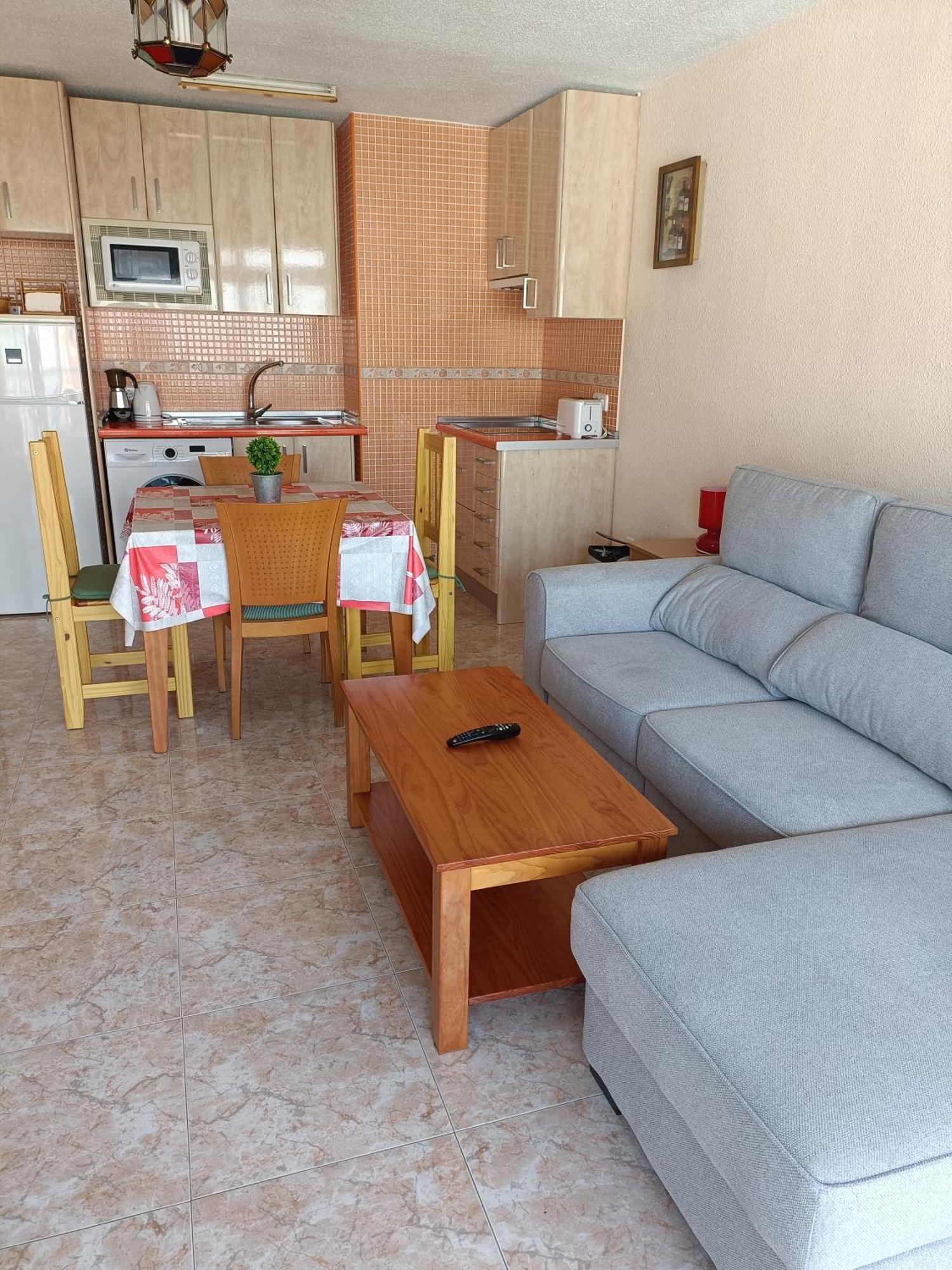 Apartamento Con Vistas A La Playa De Levante Benidorm