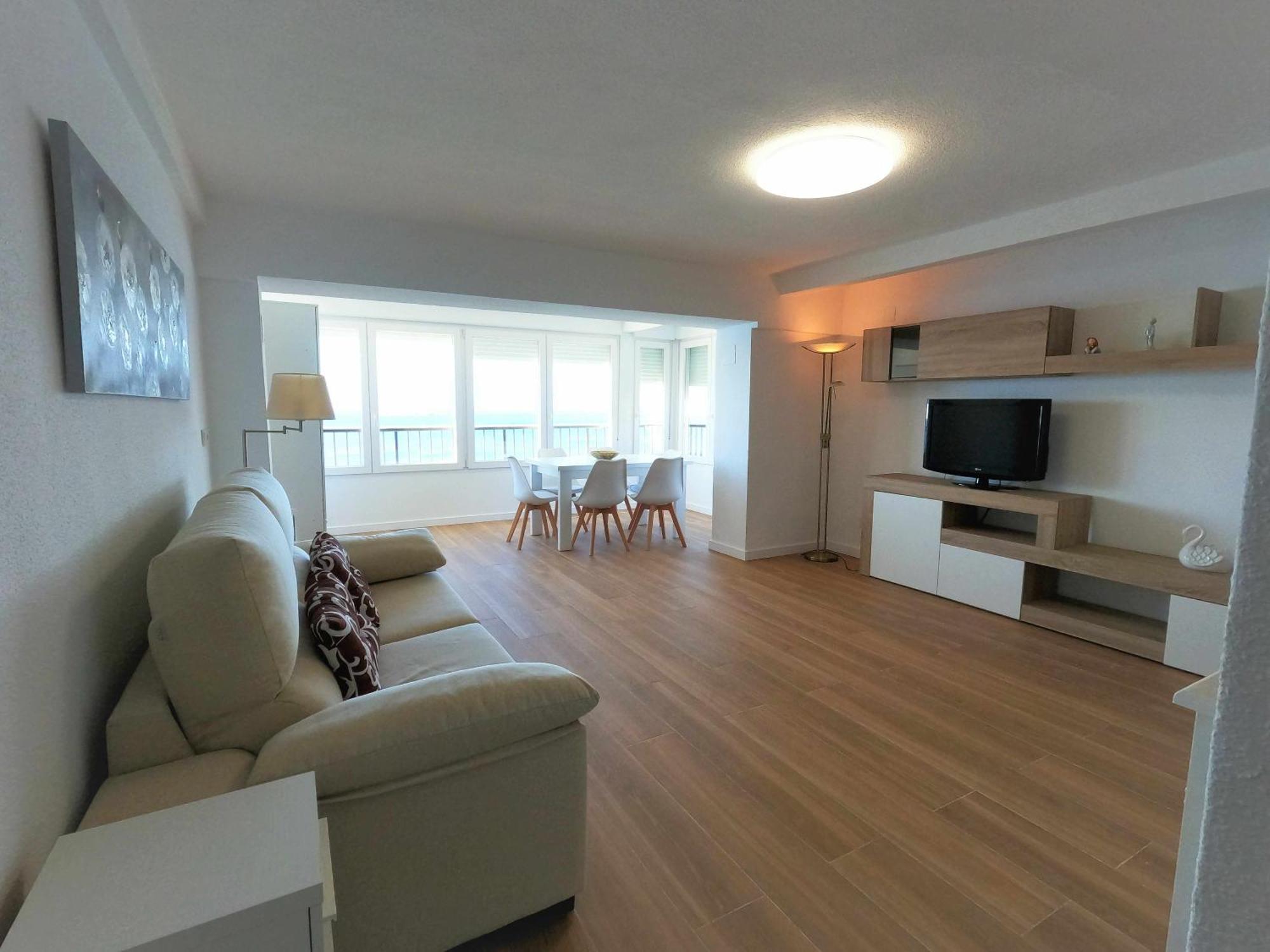 Apartamento En Playa De Levante Miramar Ac