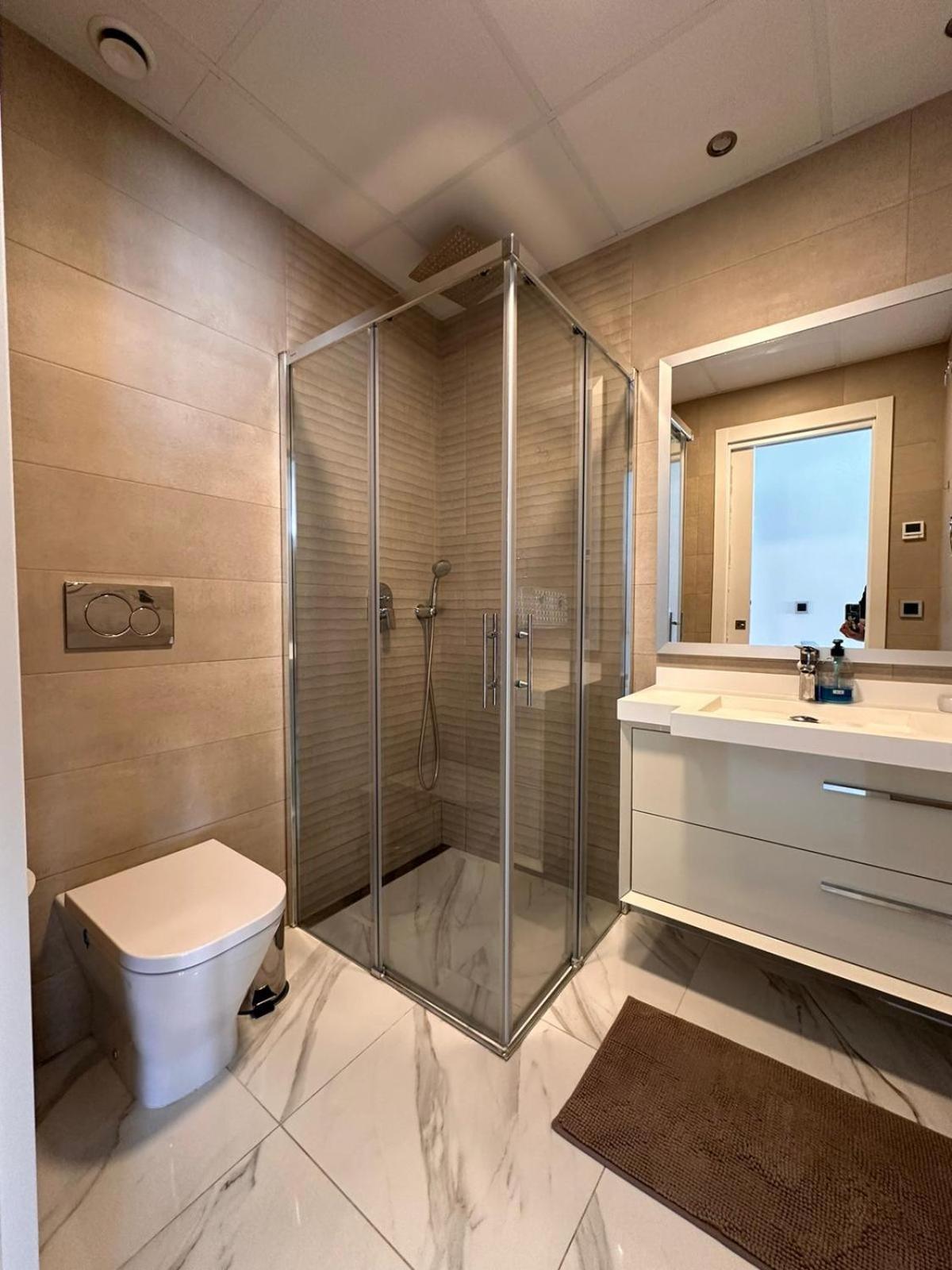 Sunset Drive Jacuzzi Apartamento *