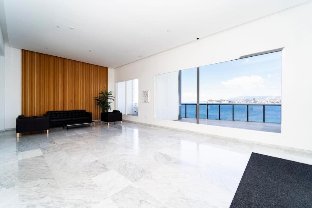 Luxury With Stunning Seaview In Apartamento Benidorm