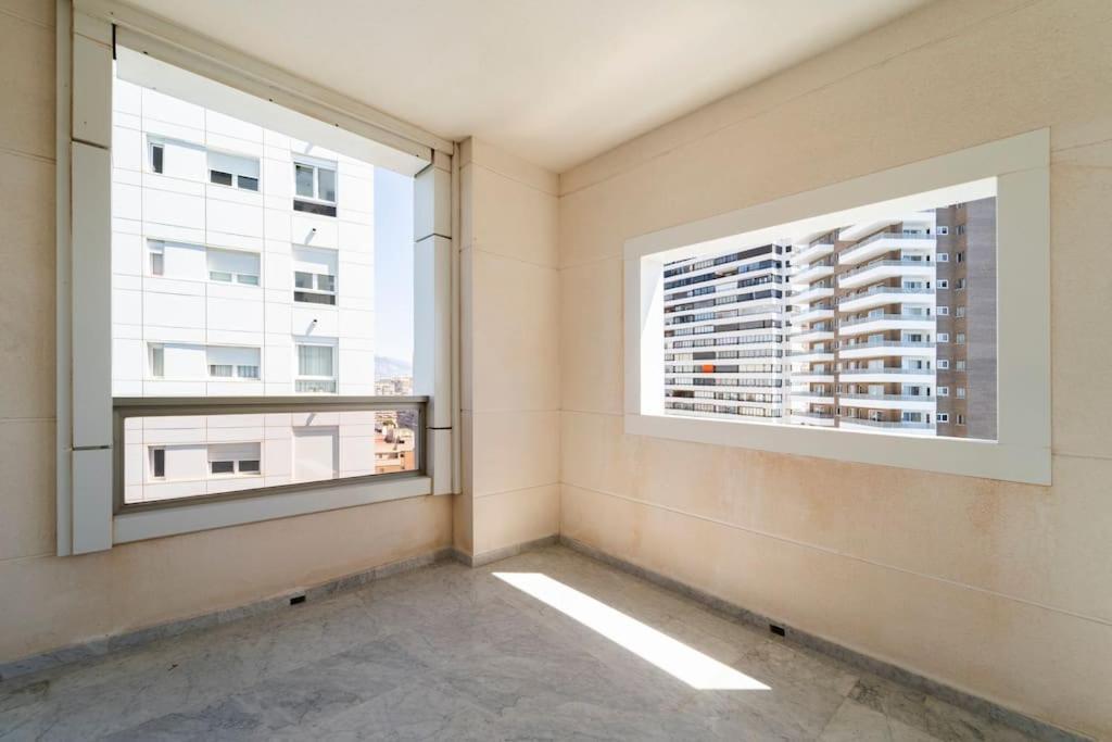 Luxury With Stunning Seaview In Apartamento *
