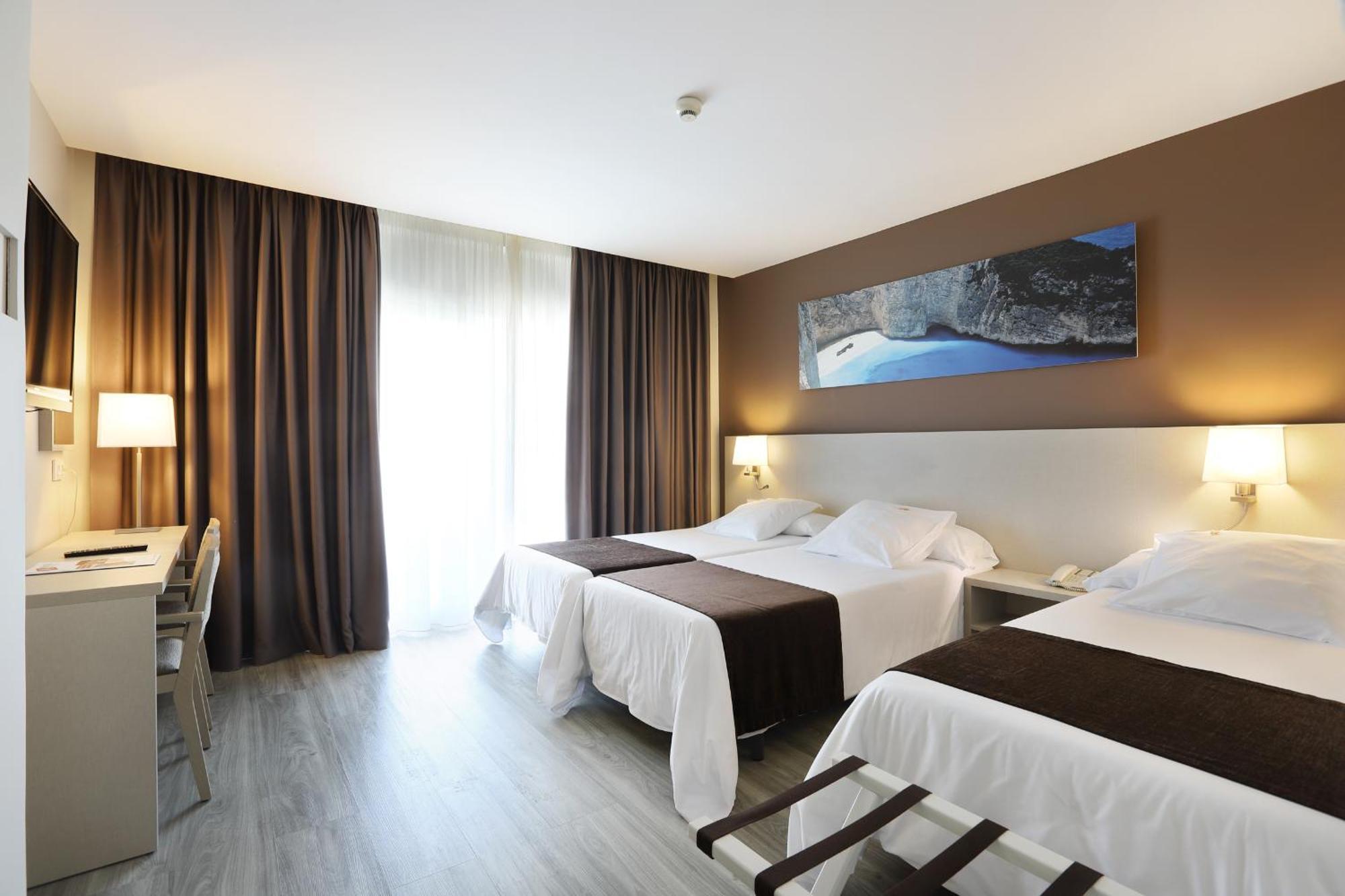 Helios Hotel 4*