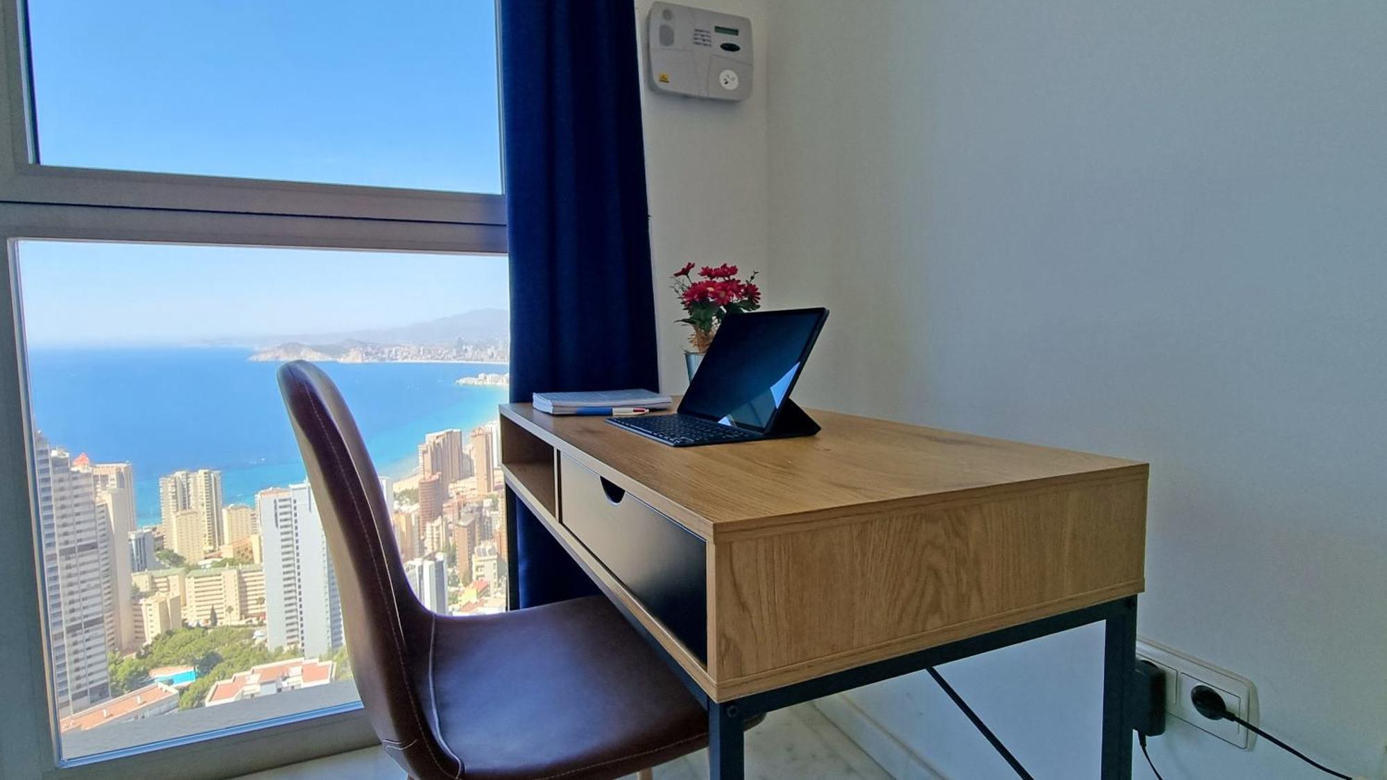 Highrise With Private Terrace & Sea Views - 34th Floor Apartamento *