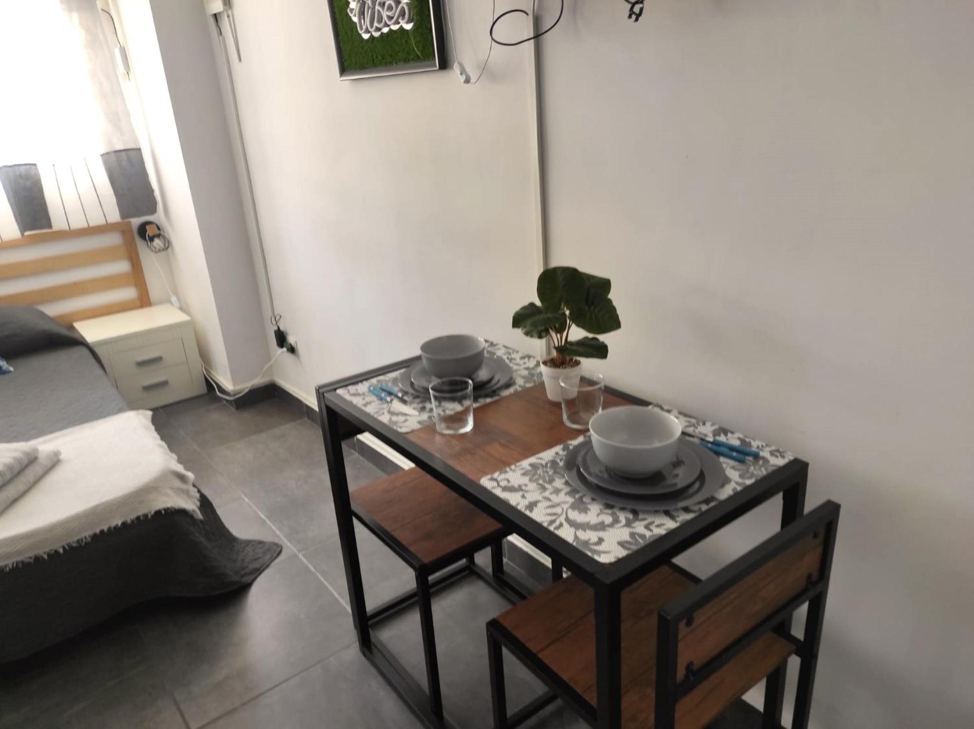 Apartamento Estudio Reformado Y Centrico Con Piscina Y Wifi Acepta Mascotas *