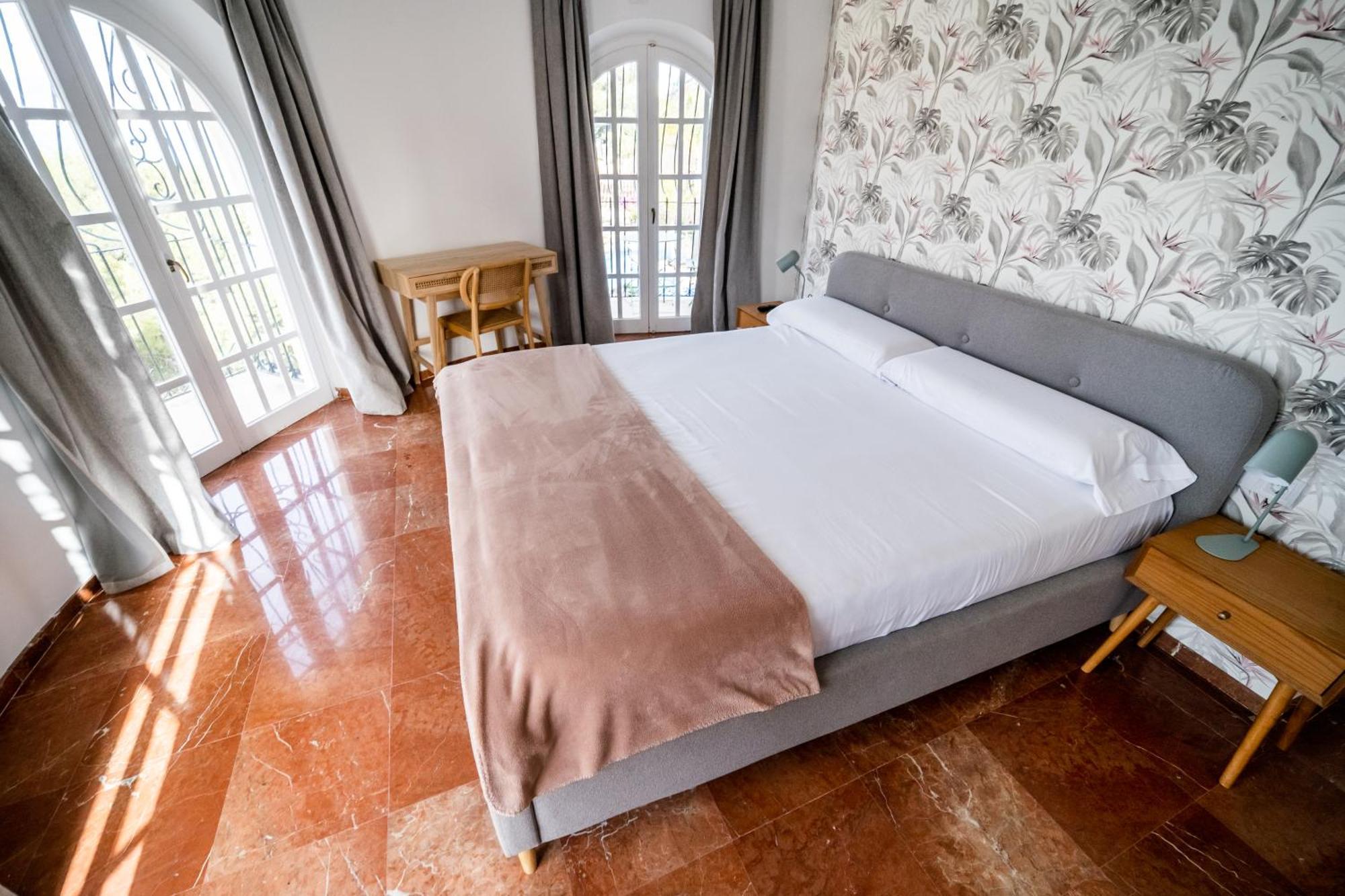 Villa Julieta Y Romeo By Bookirentals Benidorm