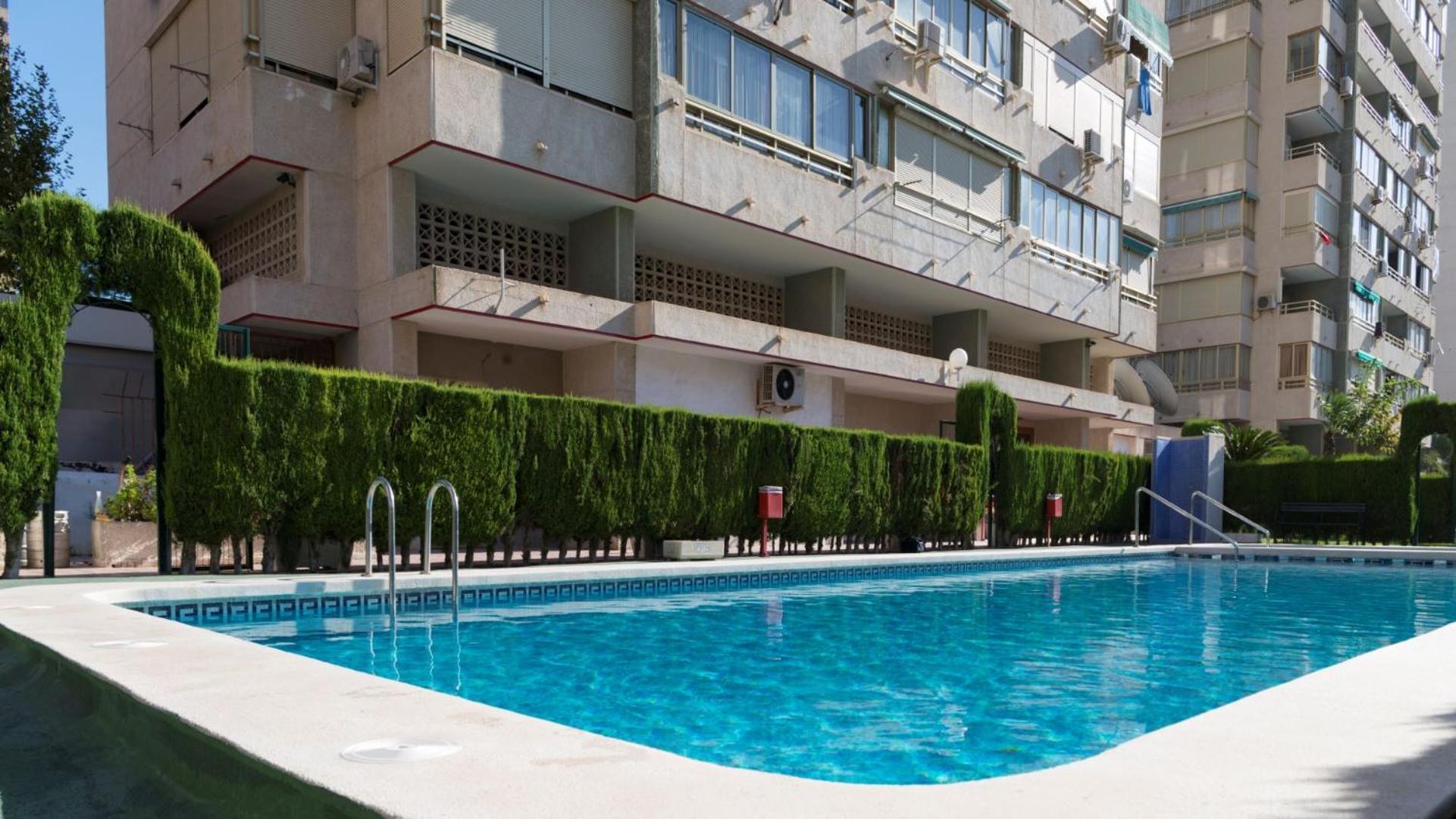 Mariscal 4 Con Dos Y Piscina By Gestaltur Benidorm