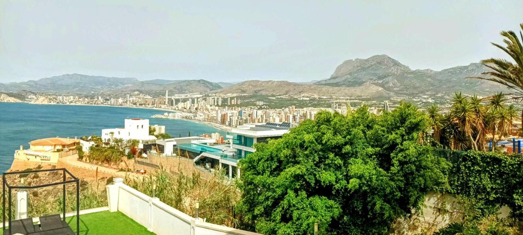 Una Villa que mira el mediterraneo Villa Benidorm