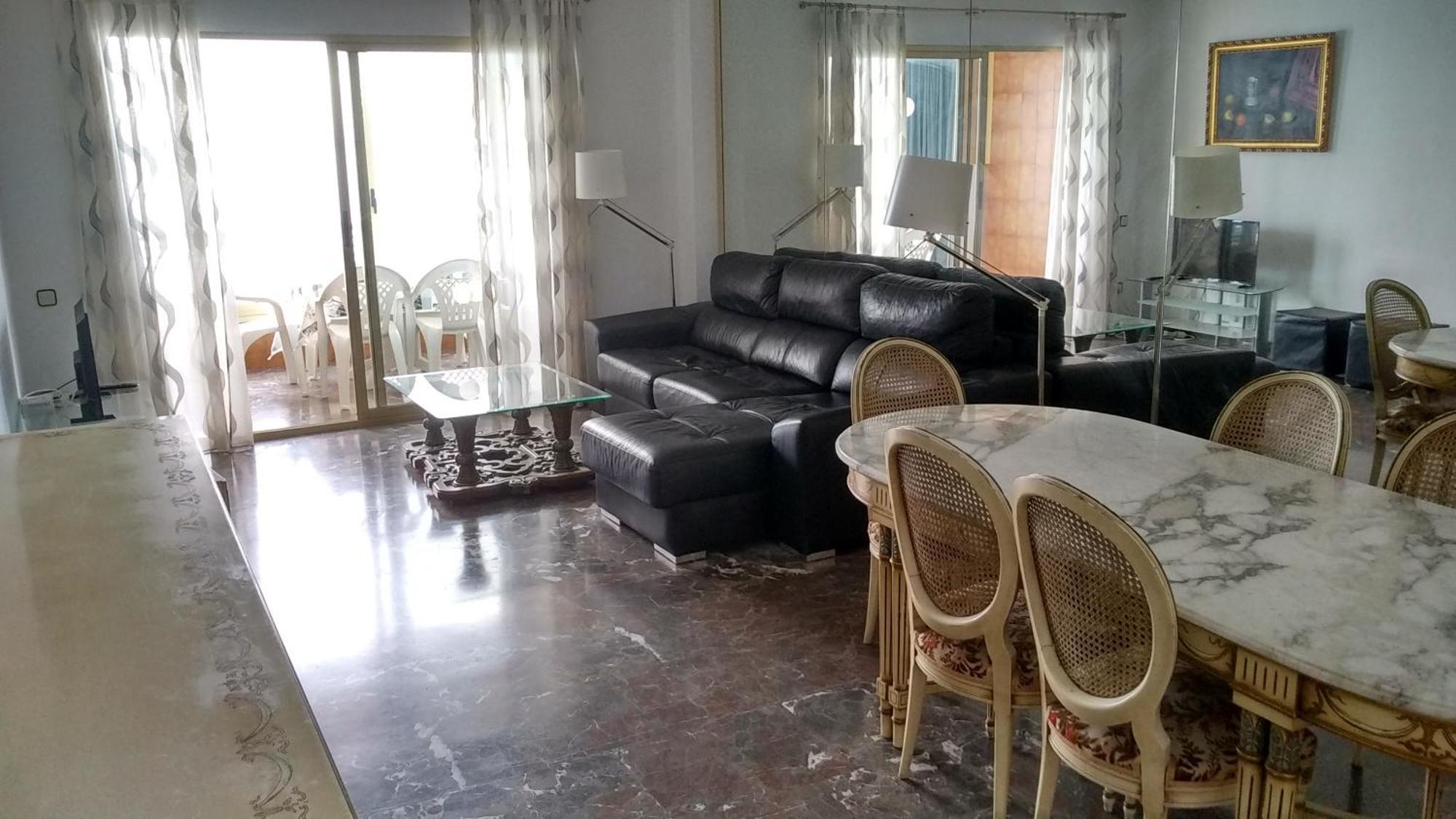 Centrico En 1a Linea De Playa Apartamento