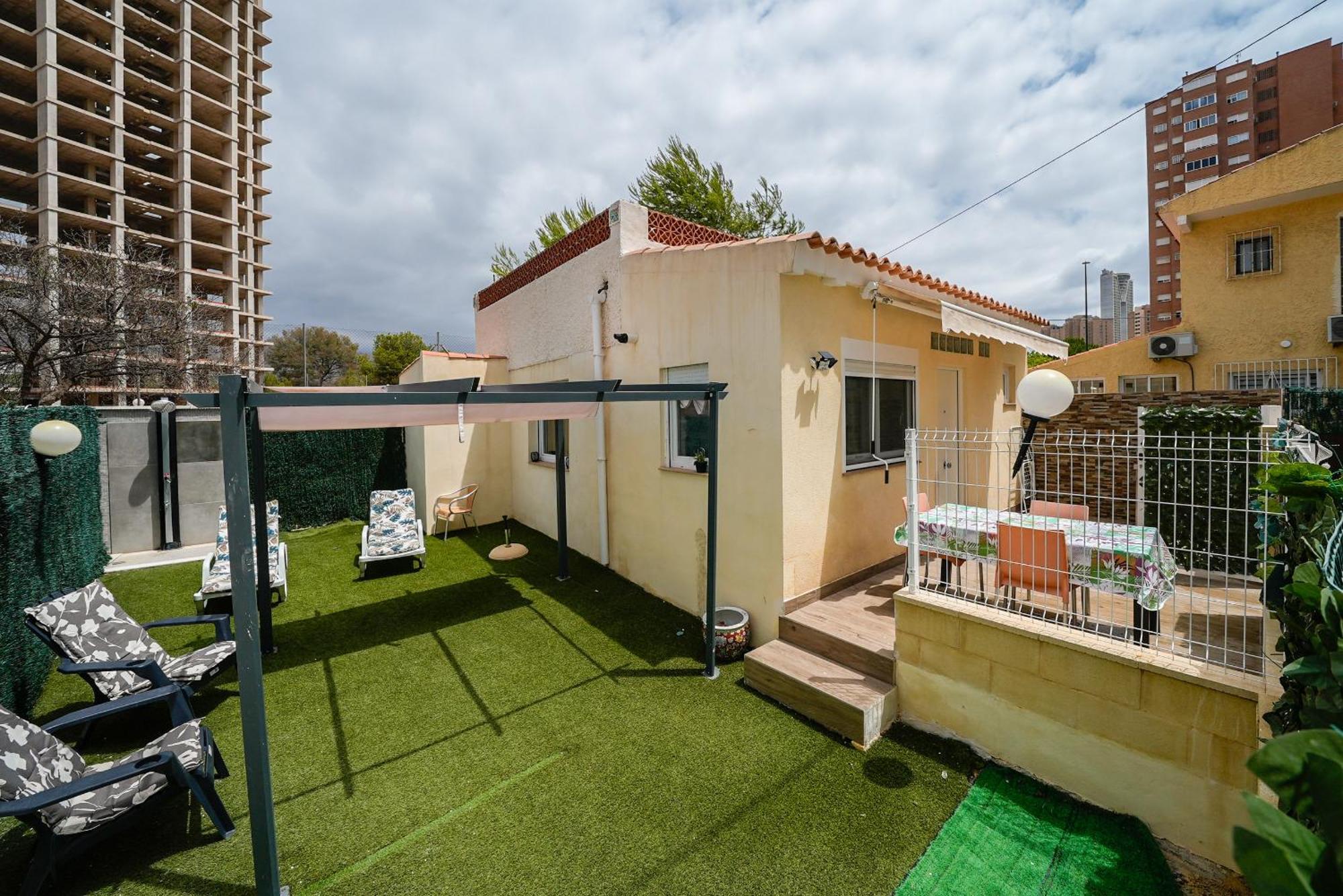 Сasa de vacaciones Con Terreno Privado - A 800m De Playa Poniente Benidorm