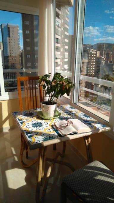 Apartamento Con Piscina Y Parking Benidorm
