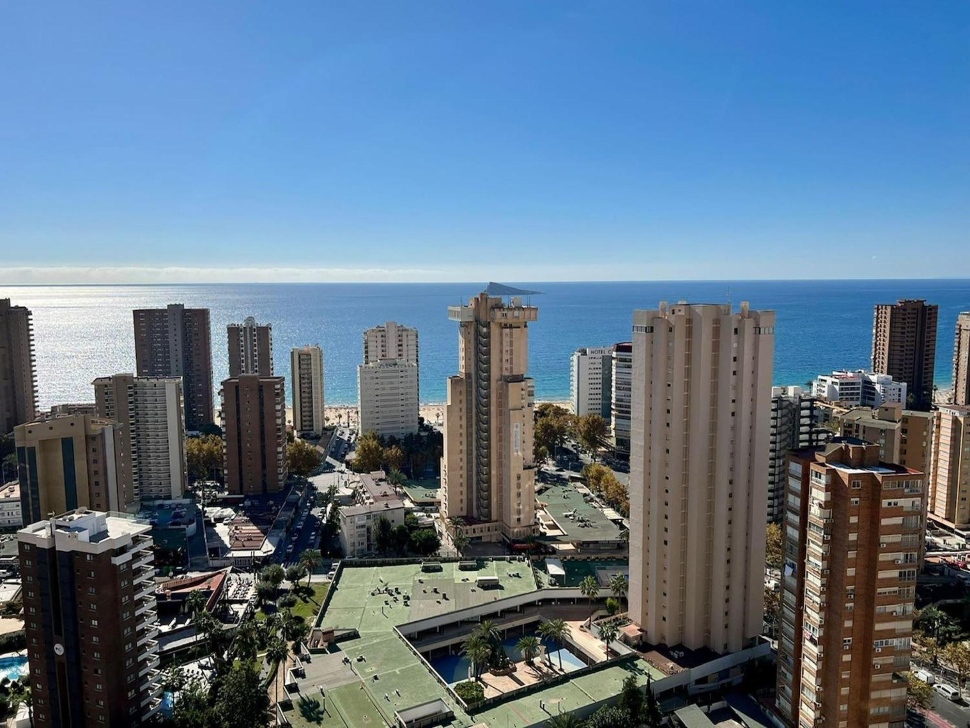 Apartamento Gemelos Xx Planta 25º Impresionantes Vistas Al Mar