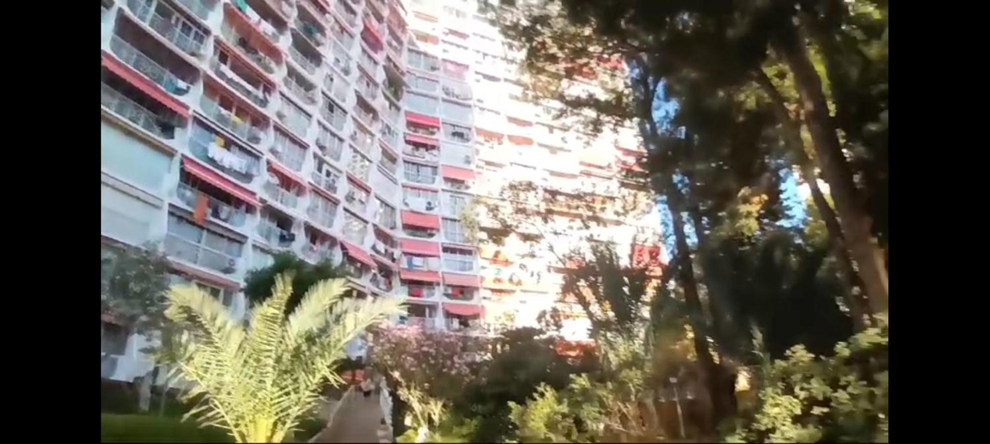 Apartamento Nuevo Apto Hasta 6 Personas Muy Cerca De Playa Levante Con Jardines Y Gran Piscina , Pista De Tennis Y Futbol Deportes Y Zona Infantil ,en Urbanizacion Con Parking
