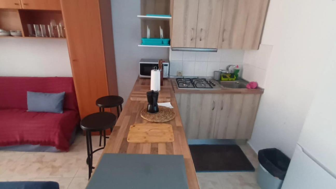 Nuevo Apto Hasta 6 Personas Muy Cerca De Playa Levante Con Jardines Y Gran Piscina , Pista De Tennis Y Futbol Deportes Y Zona Infantil ,en Urbanizacion Con Parking Apartamento *
