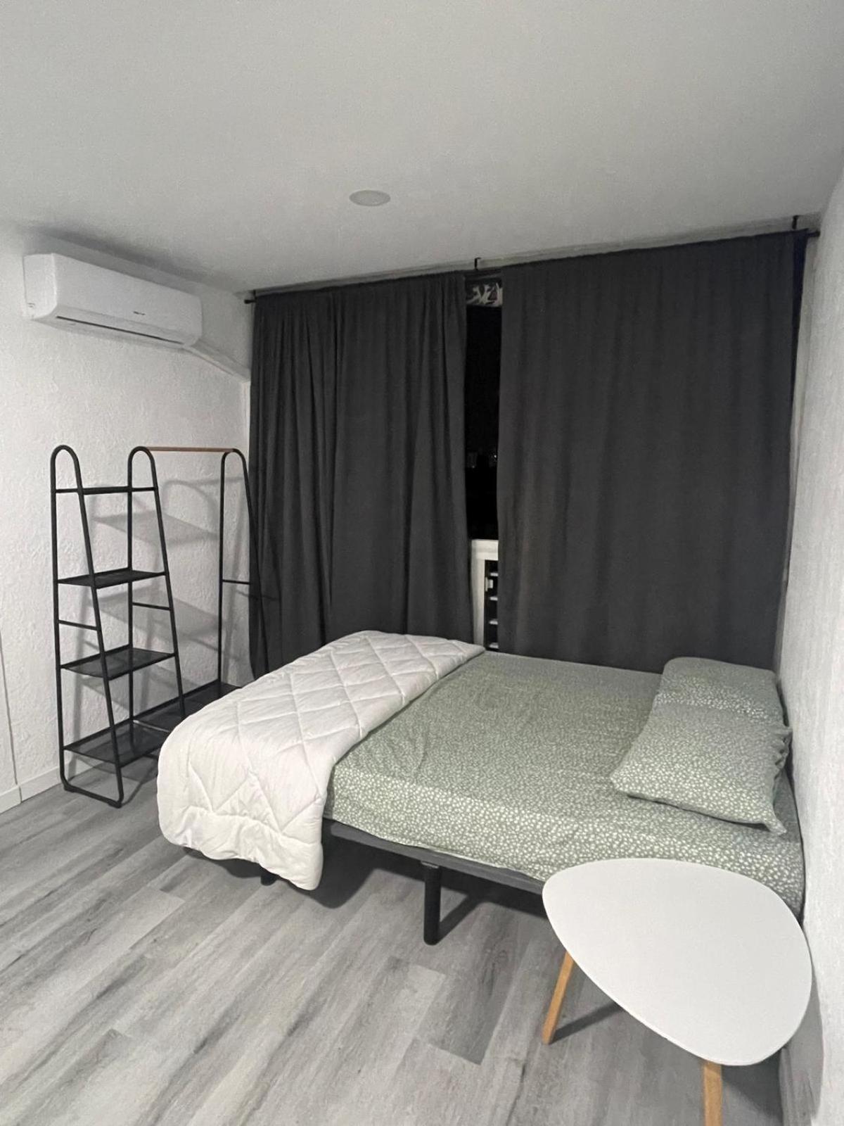 Estudio Nuevo Y Moderno