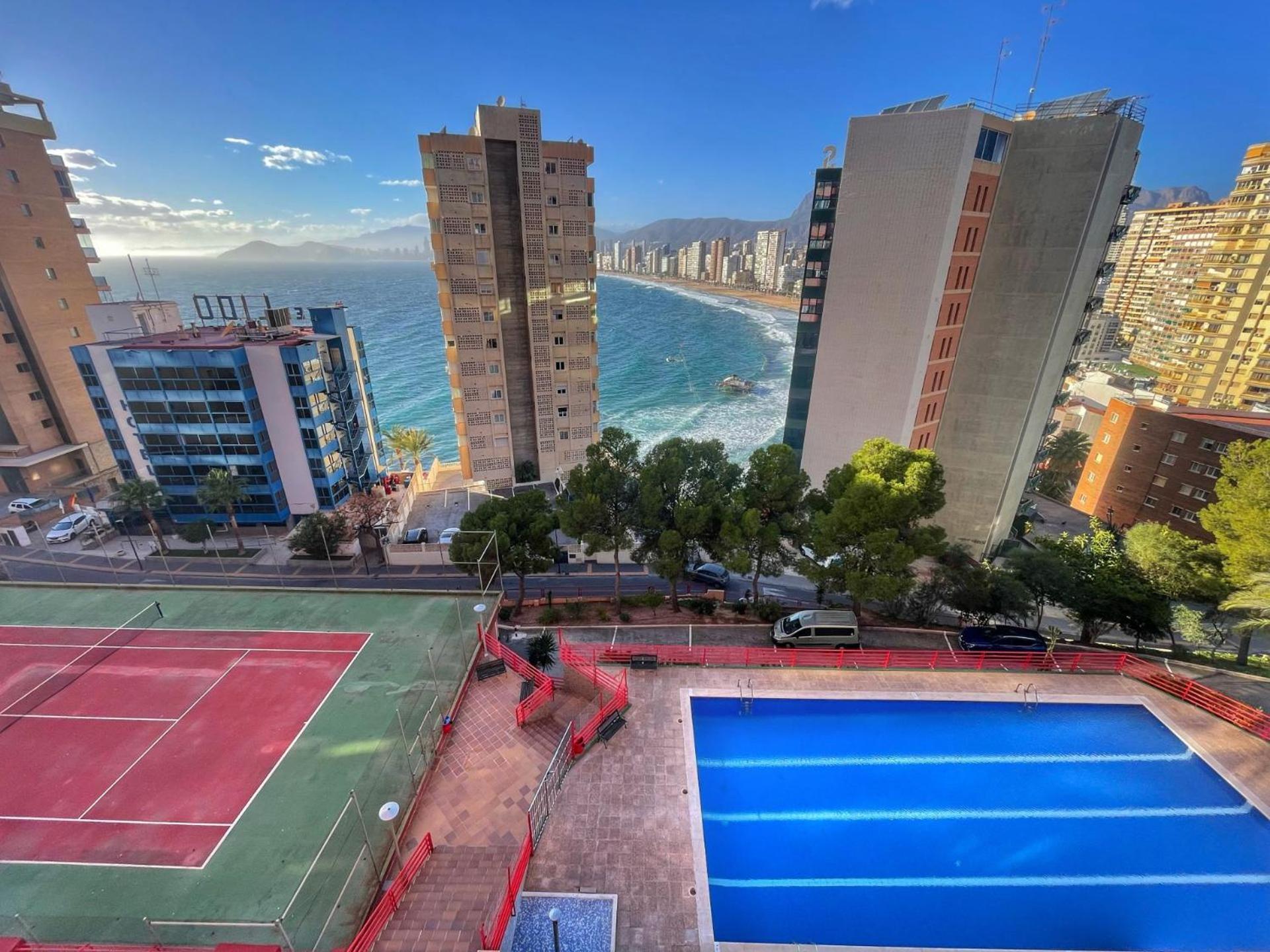 Dos Piscina Y Parking - Vistas Al Mar Apartamento *
