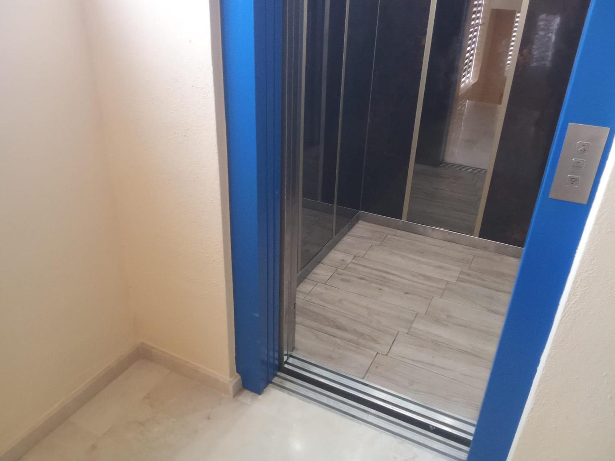 Nuevo Apto Balcon De Poniente 1 A Linea Playa Torre 2 Luxe Sm Con Aire, Piscina,jar Vistas Espectaculares Al Mar De Apartamento