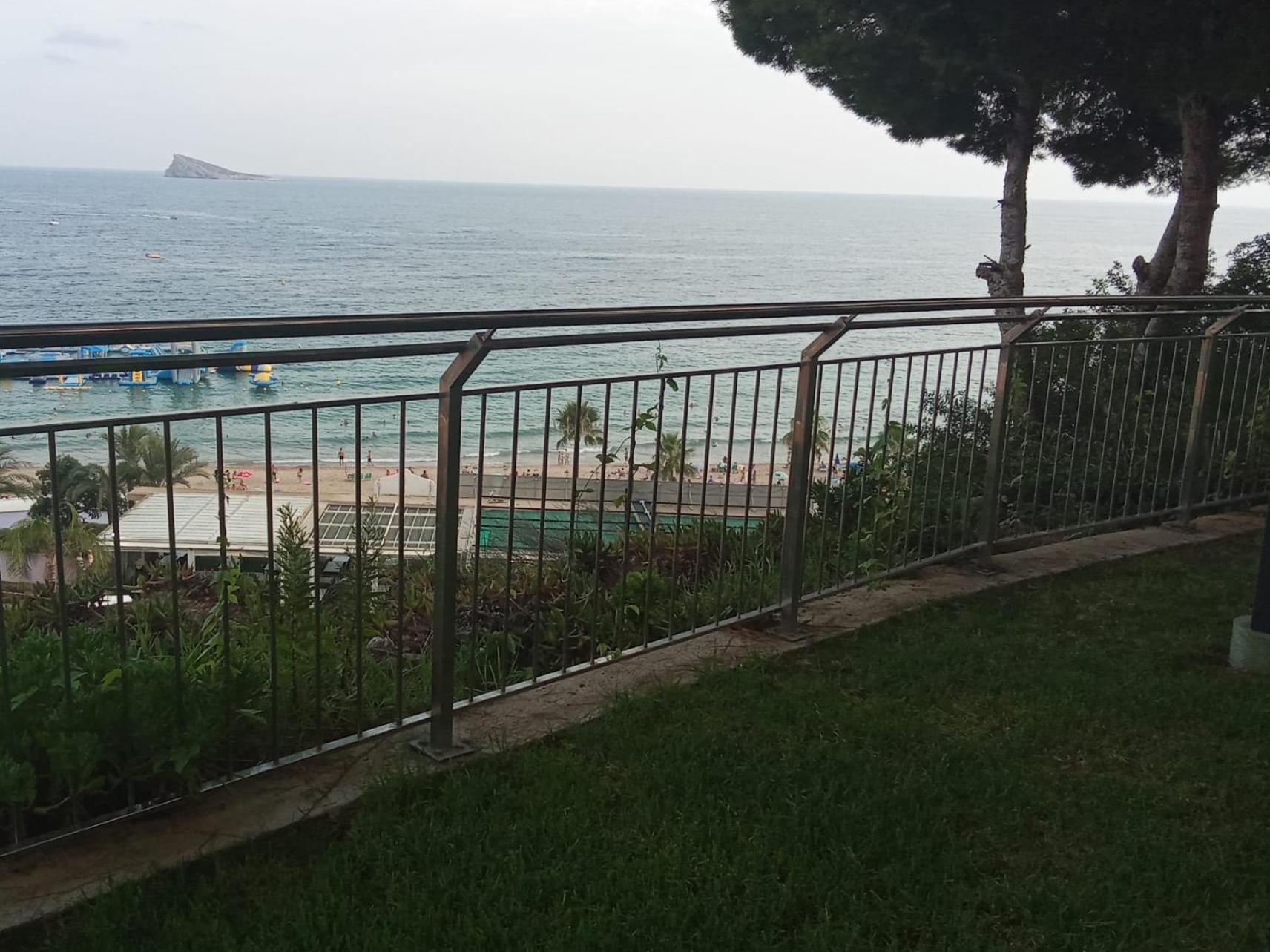 Nuevo Apto Balcon De Poniente 1 A Linea Playa Torre 2 Luxe Sm Con Aire, Piscina,jar Vistas Espectaculares Al Mar De Benidorm