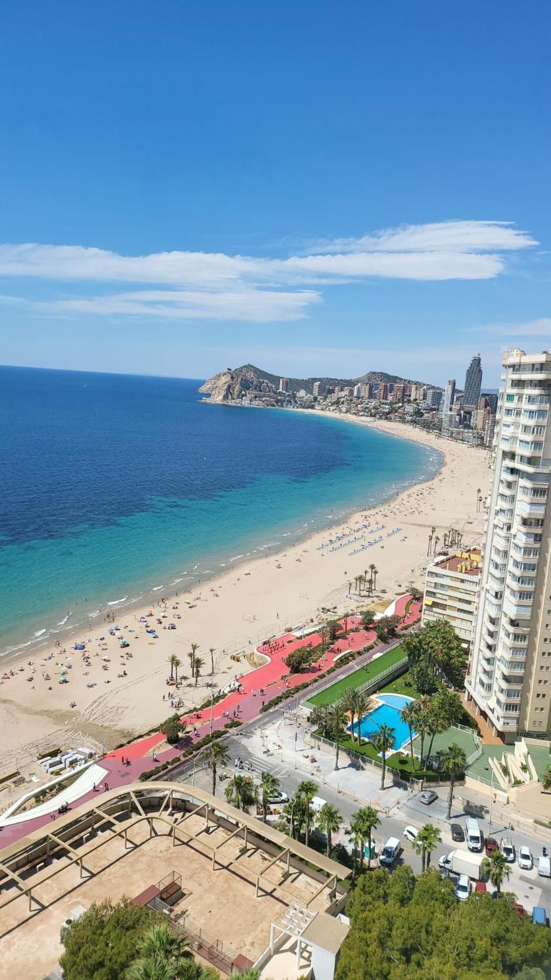Apartamento Nuevo Apto Balcon De Poniente 1 A Linea Playa Torre 2 Luxe Sm Con Aire, Piscina,jar Vistas Espectaculares Al Mar De