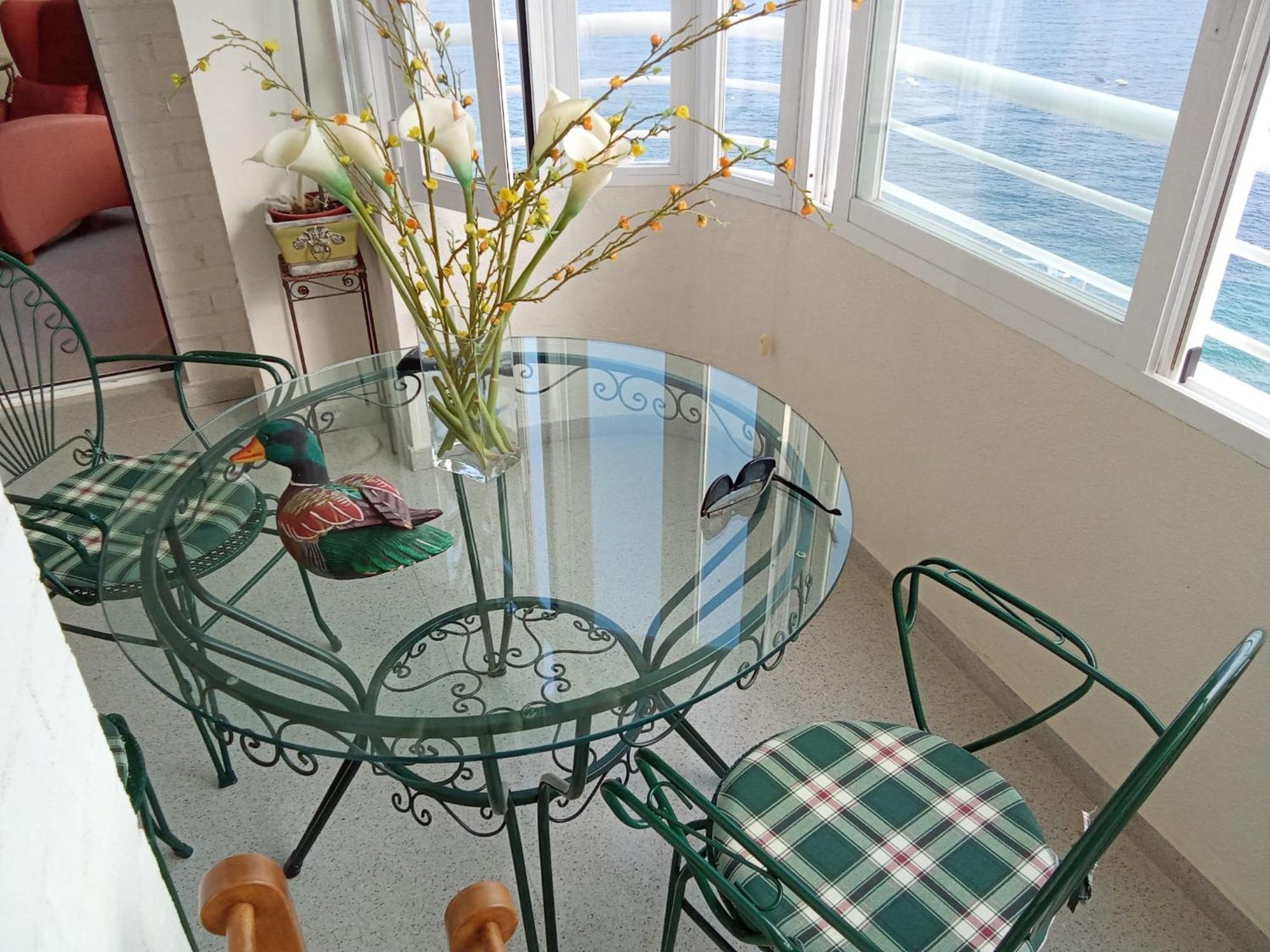 Nuevo Apto Balcon De Poniente 1 A Linea Playa Torre 2 Luxe Sm Con Aire, Piscina,jar Vistas Espectaculares Al Mar De Benidorm