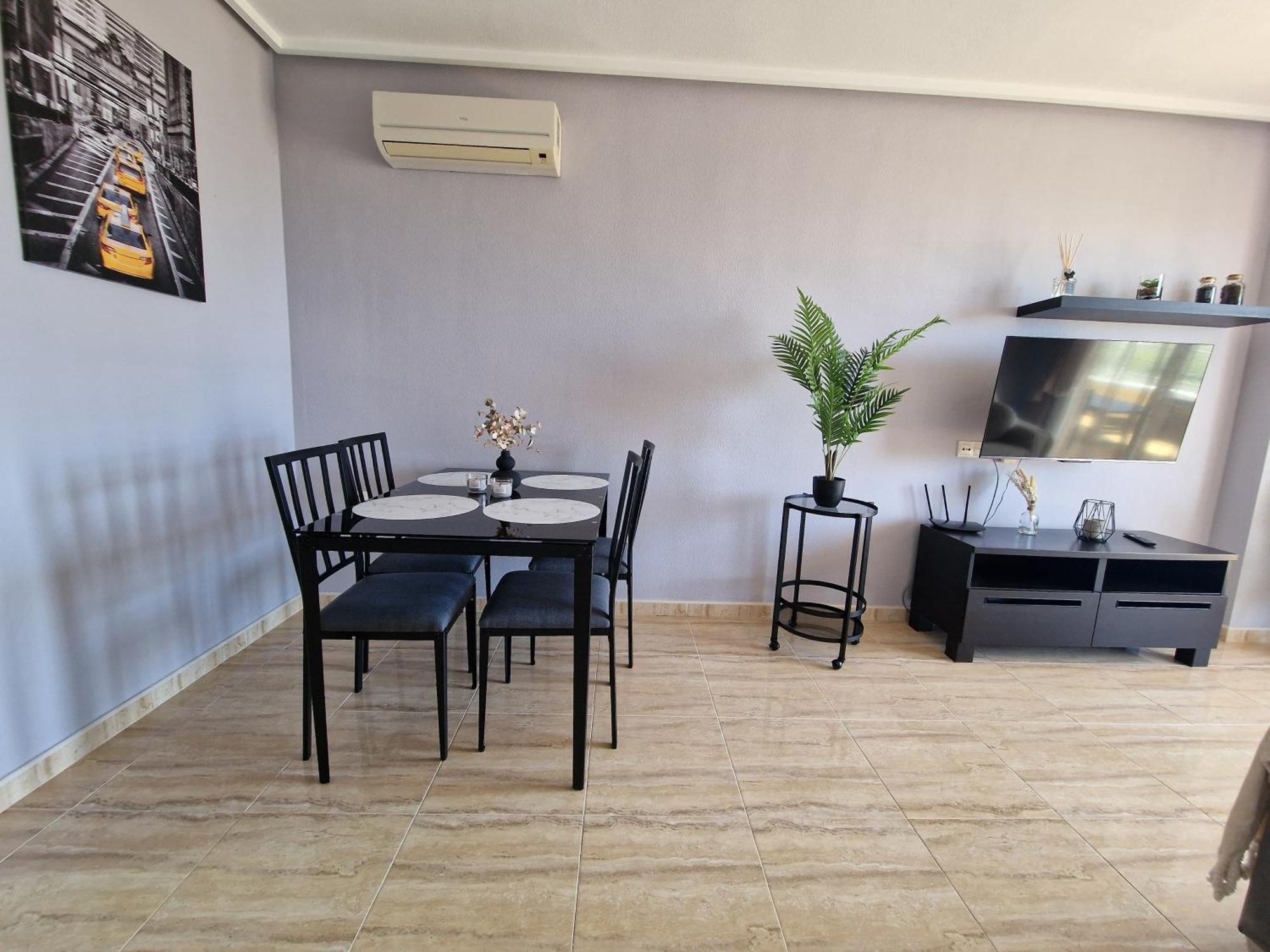Apartamento с супер видом на море и горы бенидорма Benidorm