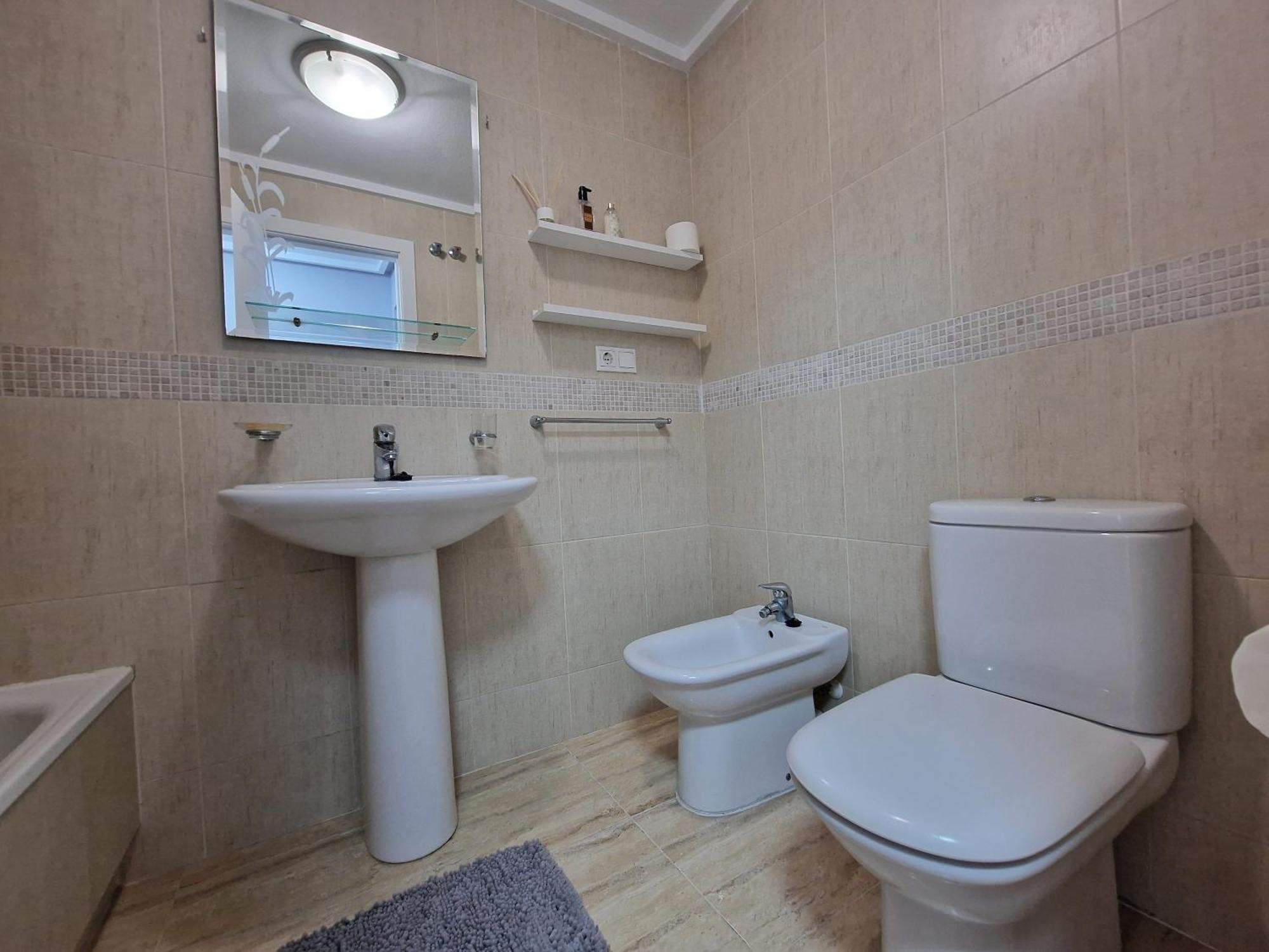 с супер видом на море и горы бенидорма Apartamento Benidorm