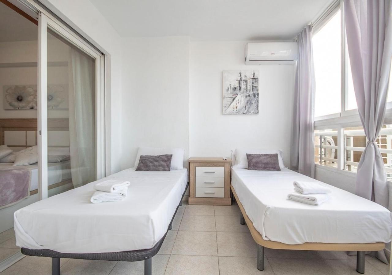 Apartamento Torre Domo Levante Playa Ganna *