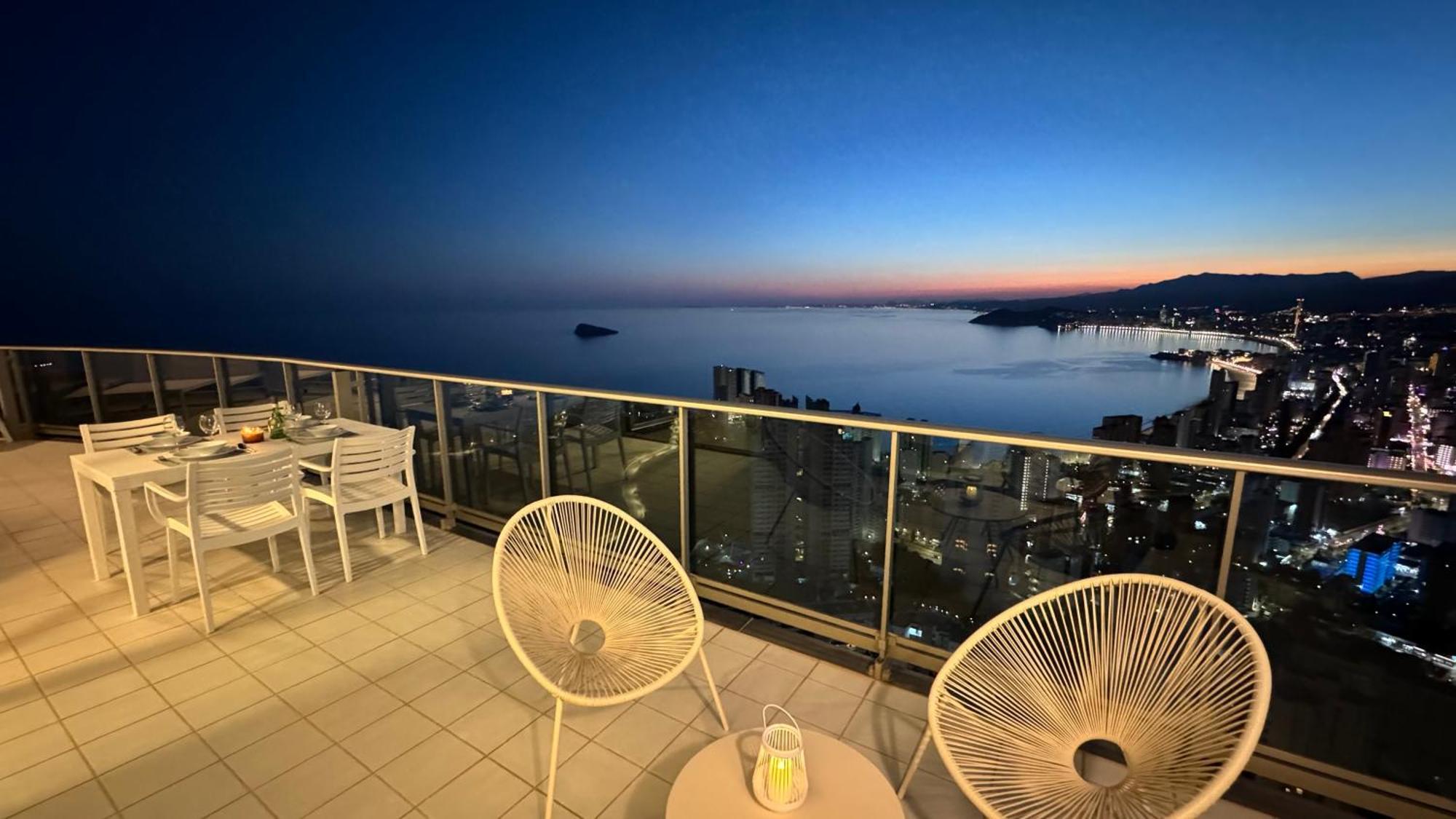 Highest Penthouse With Skyline & Sea Views Apartamento