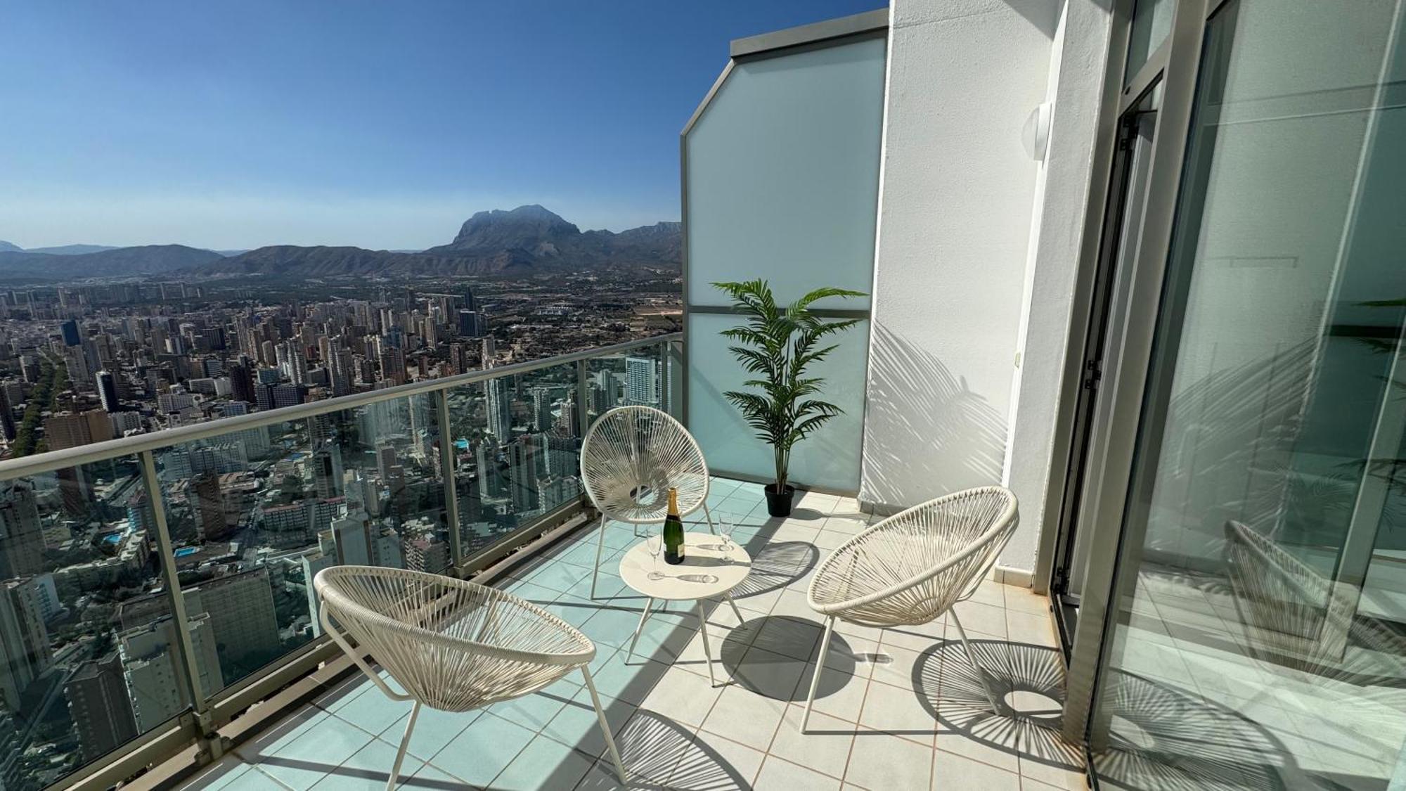 Highest Penthouse With Skyline & Sea Views Apartamento