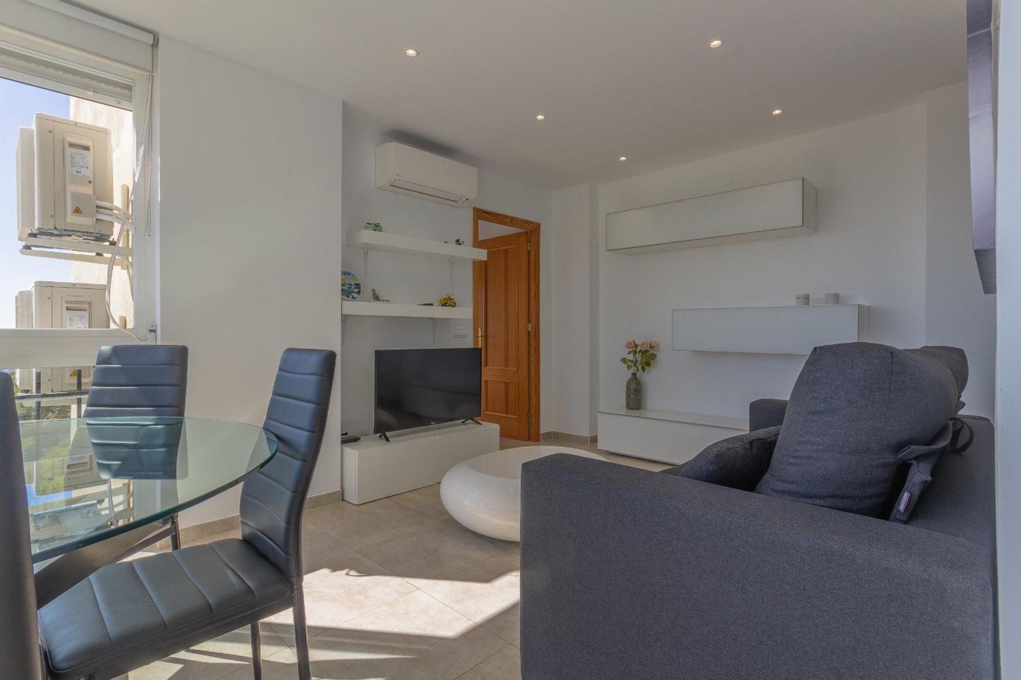 Amazing Views 2br - Pool - Parking Benidorm