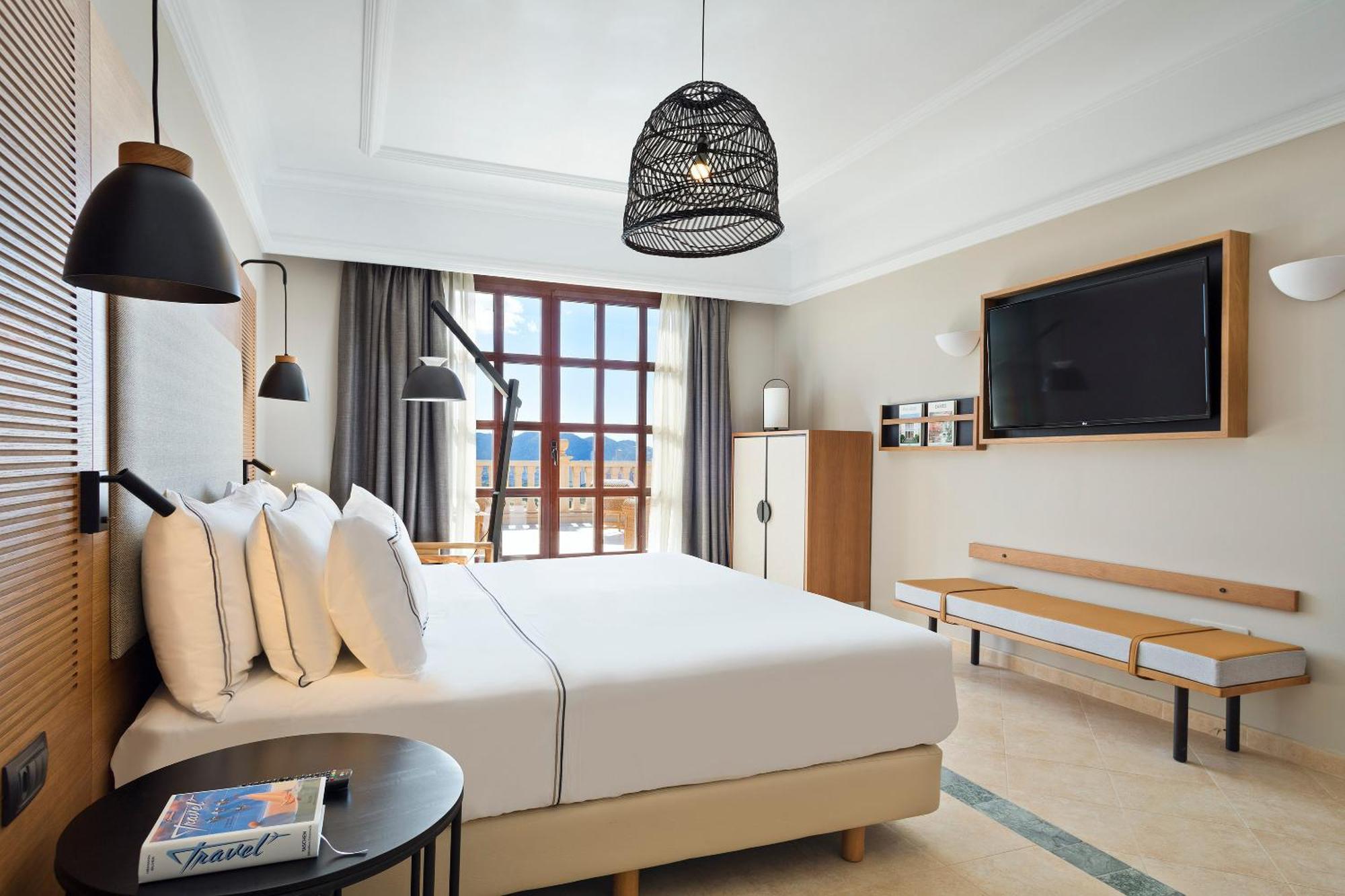 Hotel Melia Villaitana 4*