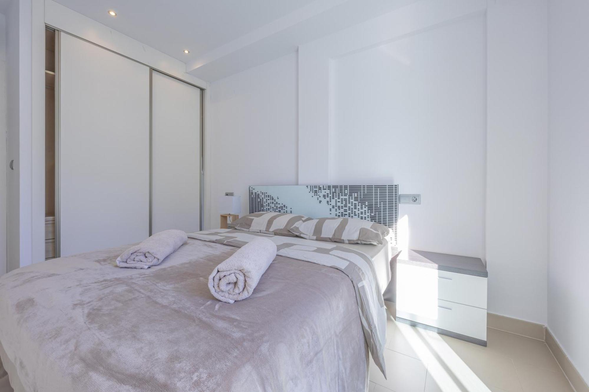 Apartamento Playa De Poniente 1-5