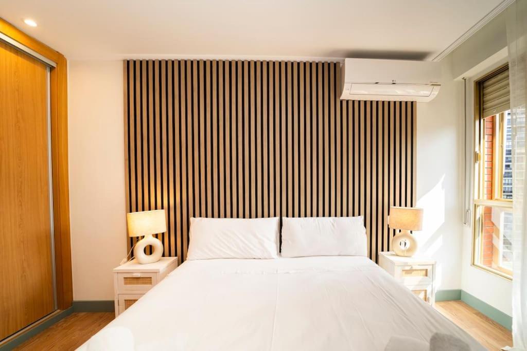 Stylish Seaview With Pool Access Apartamento