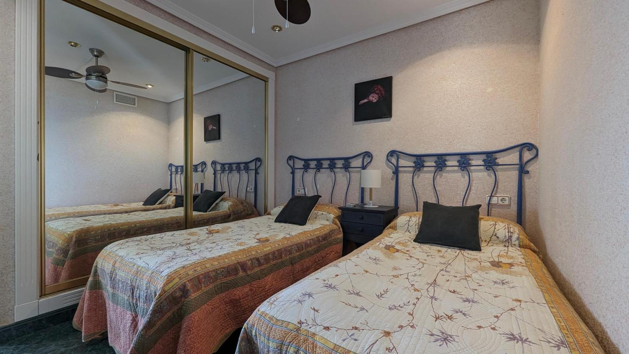 Coblanca Sea Front Apartamento *