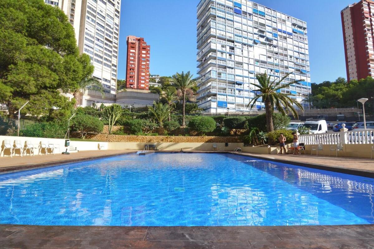 Apartamento Stunning New Apt, 1min, 2br, Parking *