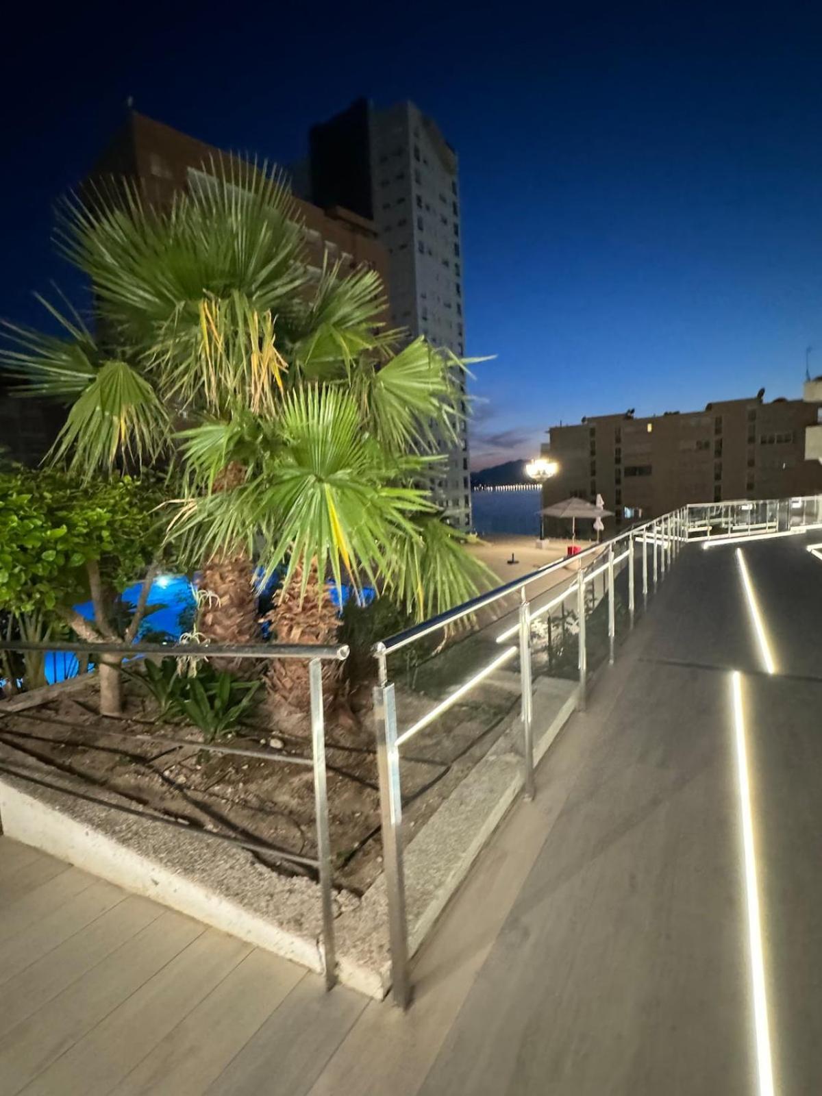 At Trinisol Ii - Beni's & Seaside! Apartamento Benidorm