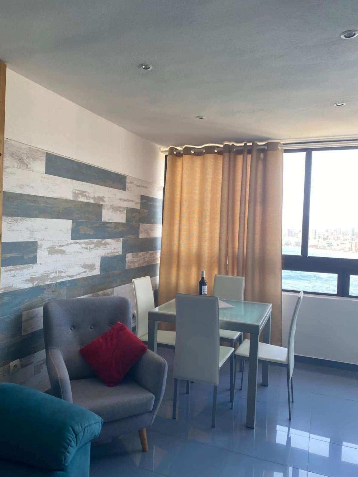 At Trinisol Ii - Beni's & Seaside! Apartamento