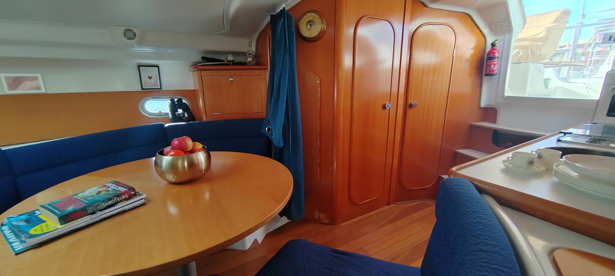 Hotel en barco Motor Yacht Alicante