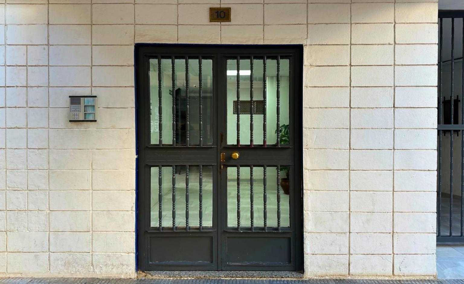 Montecarlo 10 Urbanizacion Con Piscina Benidorm