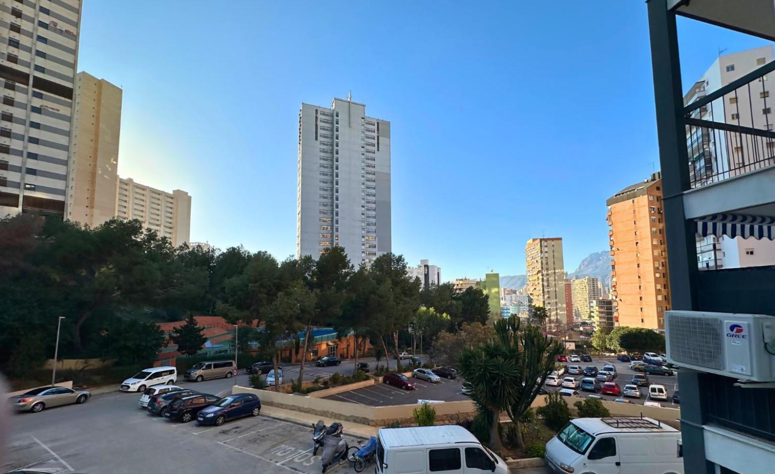 Montecarlo 10 Urbanizacion Con Piscina * Benidorm
