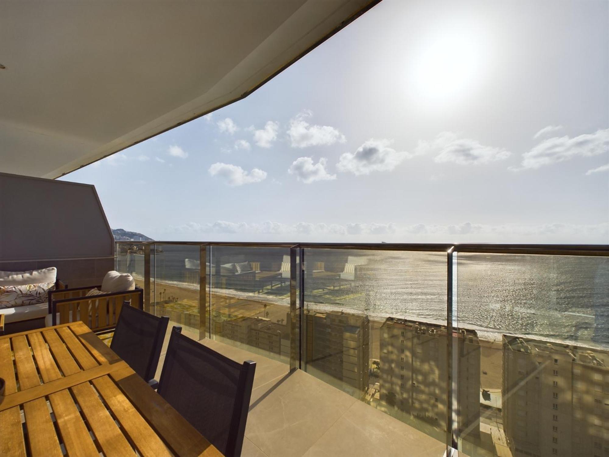 Sunset Cliffs Yellow Apartamento *