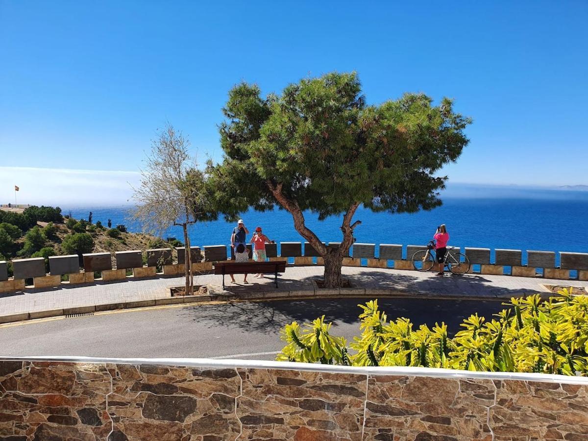 Piso Con Vistas Al Mar Y Plaza De Garaje * Benidorm