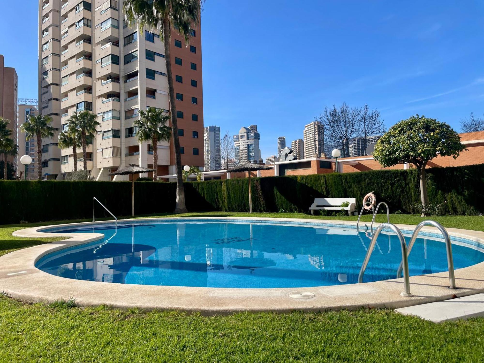 Turístico Torre Estoril Planta 12 - Gestaltur * Benidorm